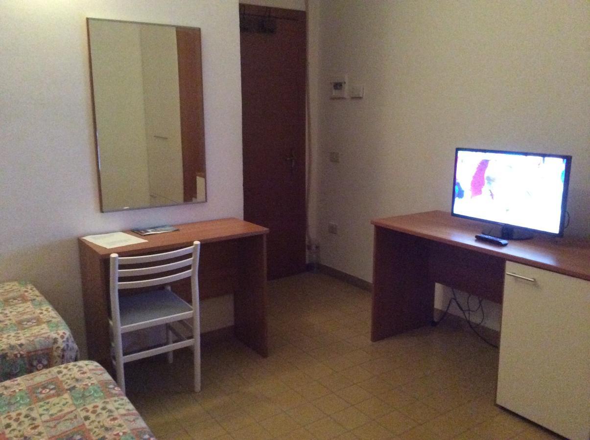 Hotel Rex Chianciano Terme Exterior photo